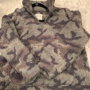 american eagle sherpa quarter zip